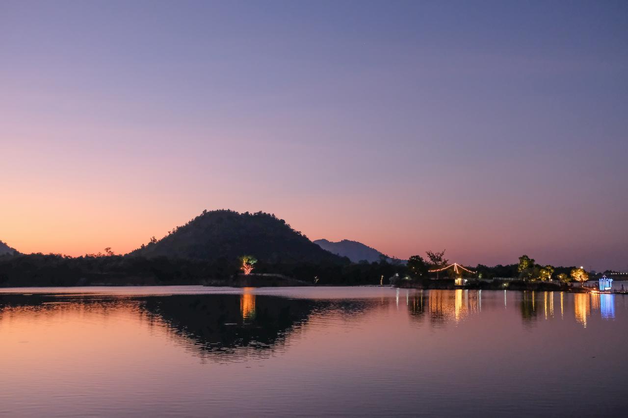 فندق Inlaya Ratchaburi المظهر الخارجي الصورة